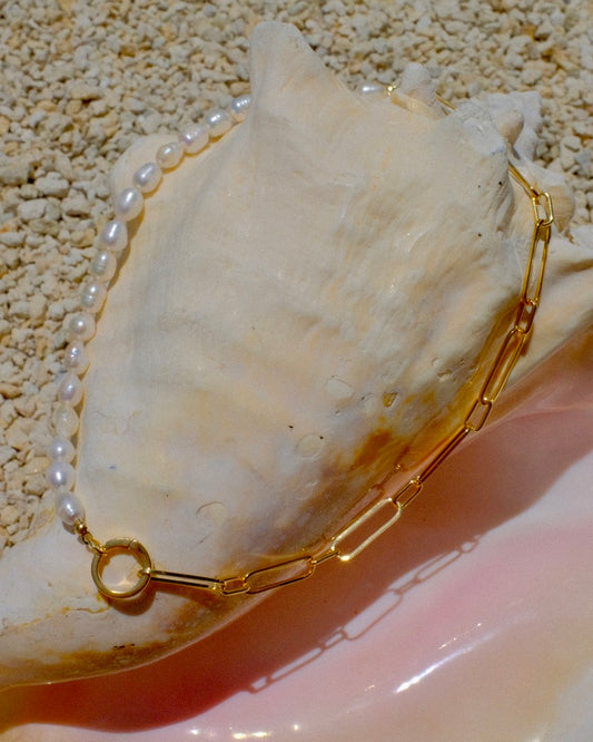 pearl and chain necklace, toggle clasp necklace, freshwater pearl choker, trendy gold necklace 2025, edgy pearl jewelry, handmade coastal jewelry, half pearl necklace, Cuya jewelry