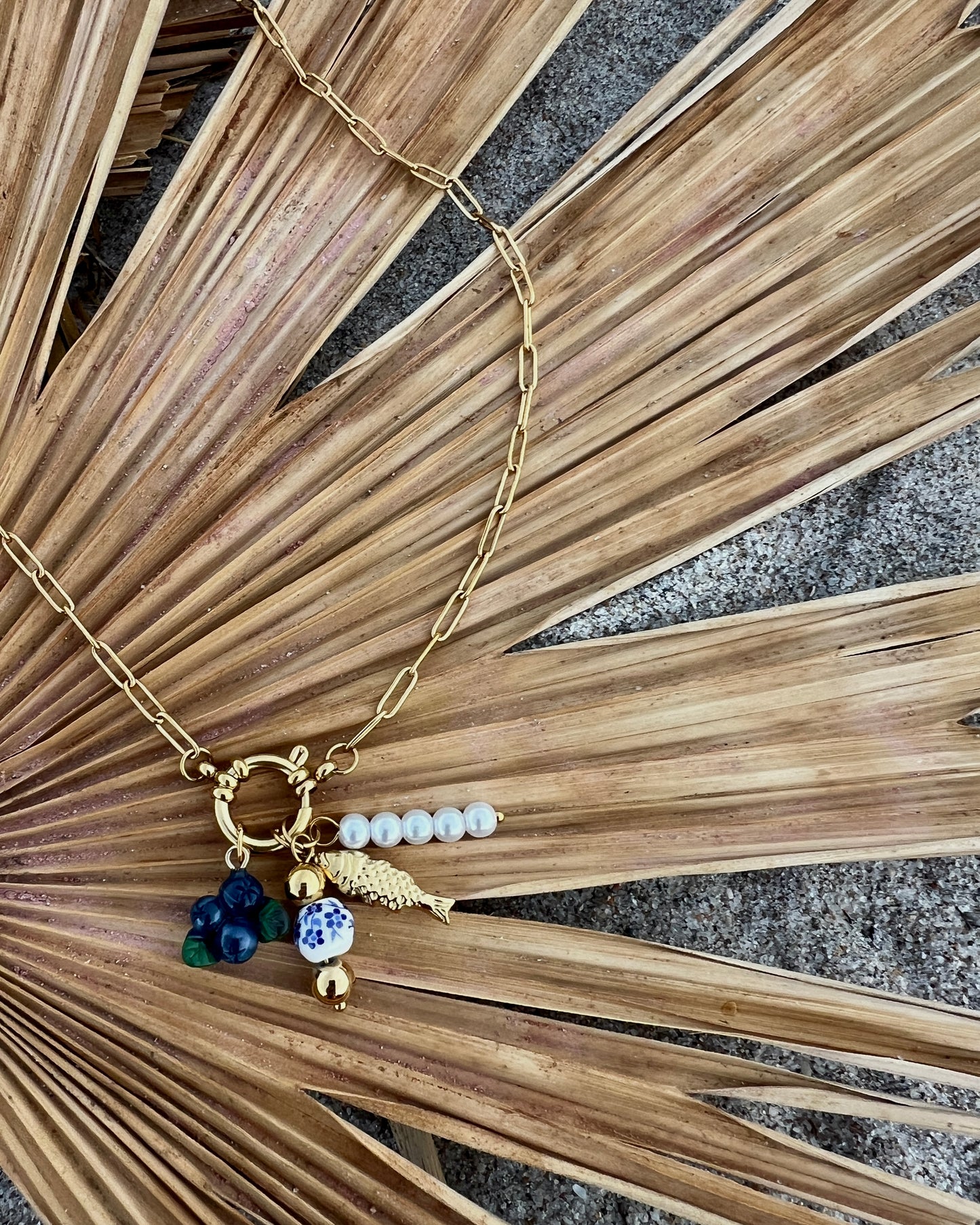 Mora Necklace