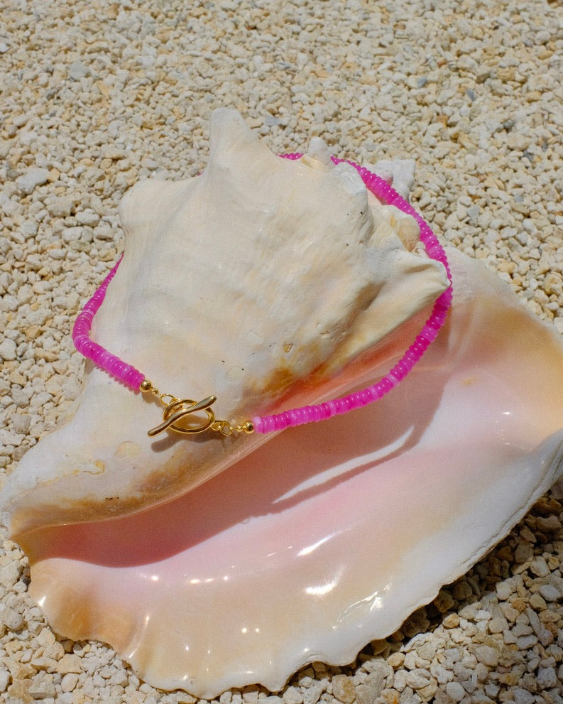 pink beaded necklace with gold clasp summer beach ocean boho trendy stylish stacked